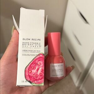 Glow Recipe Guava Vitamin C Bright-Eye Gel-Cream - Coral Pink Bottle